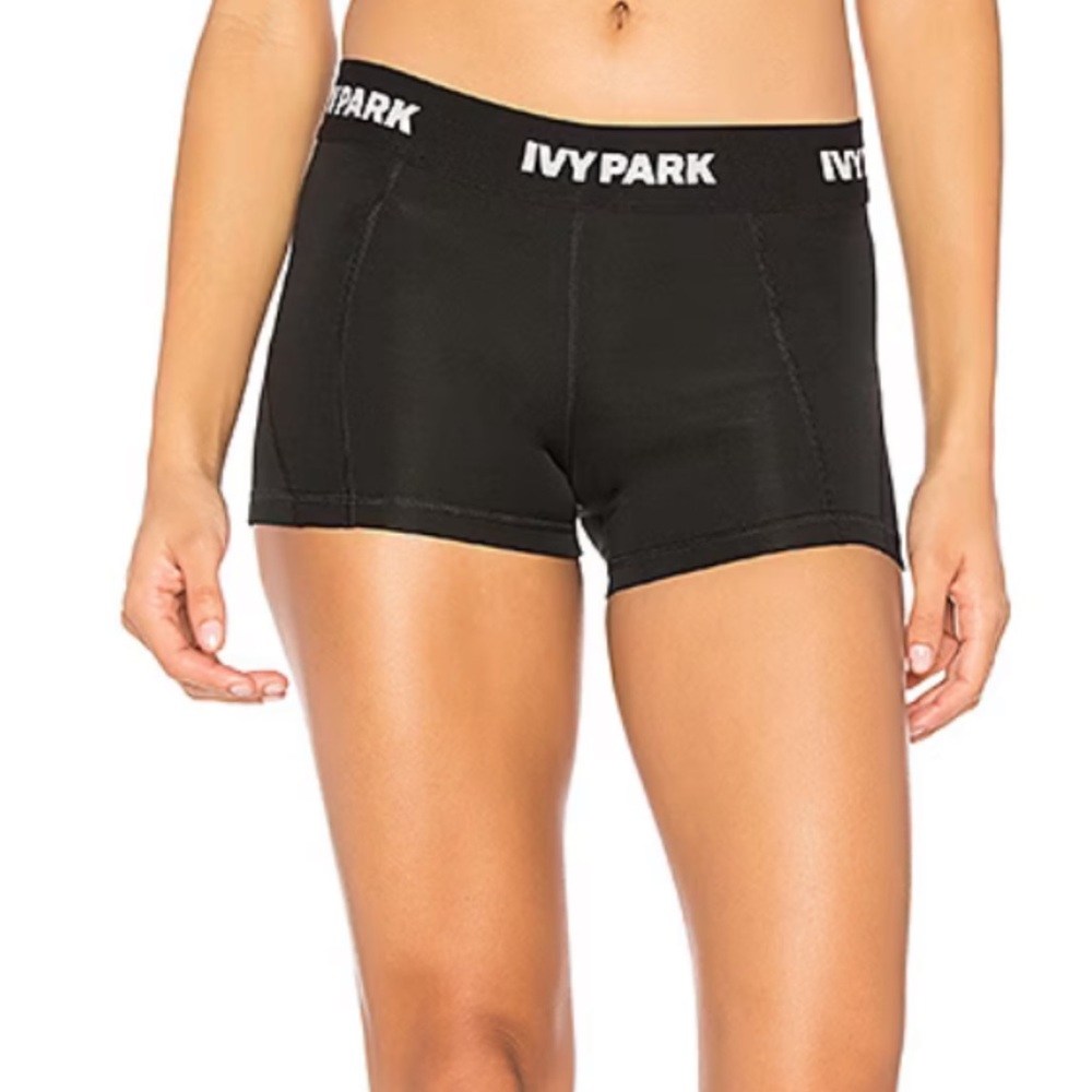 Ivy park xs gym shorts